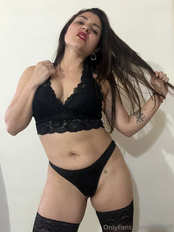Do you like this sexy lingerie, how does it fit me? I can mo..
