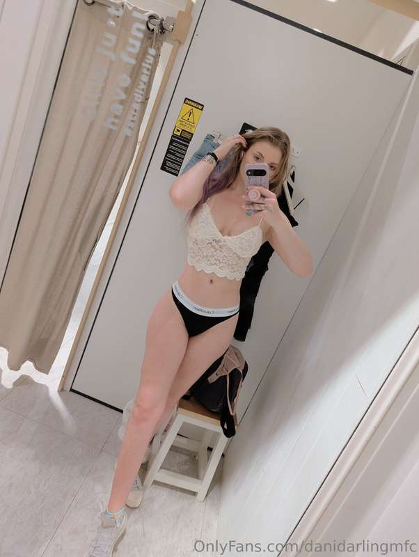 I bought this top then took some public flashing photos.. do..
