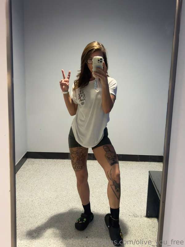 Today jim fit ✌🏼I didn’t get my cardio in since shark week p..