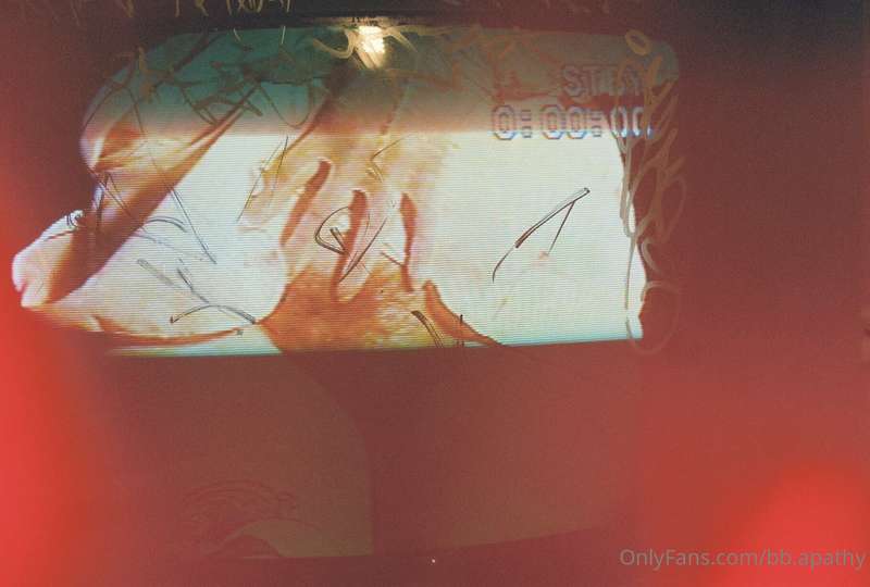 💞 tiny dancer 🩰 // 35mm by @kilogram973 📺