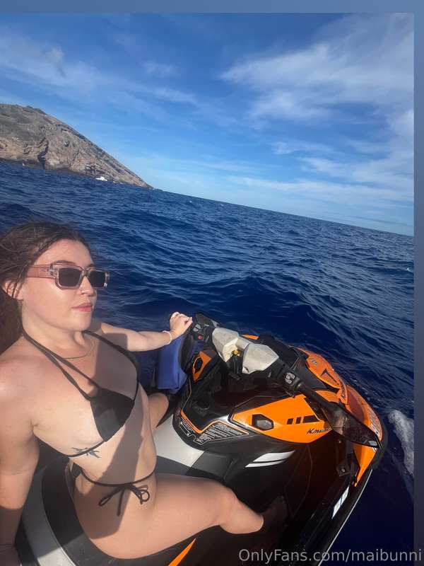 Would you take a ride with me? 💦😈