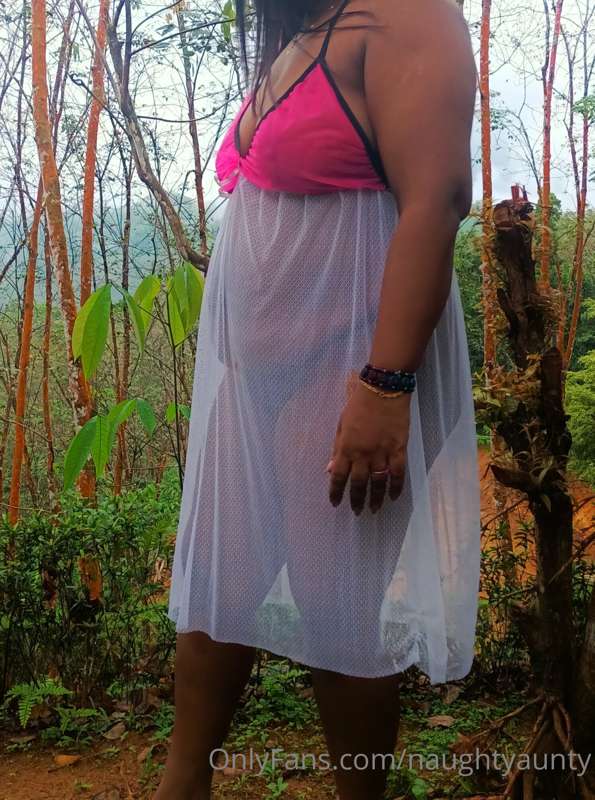 naughtyaunty