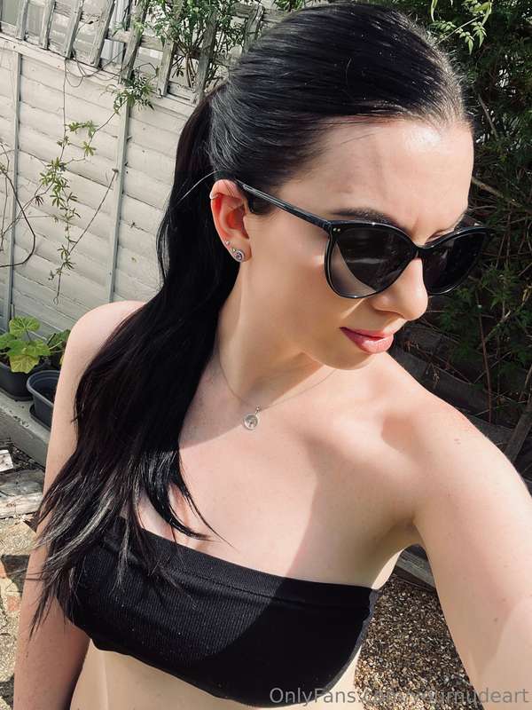 Good morning. Happy Thirsty Thursday 🥰 How is your week so f..