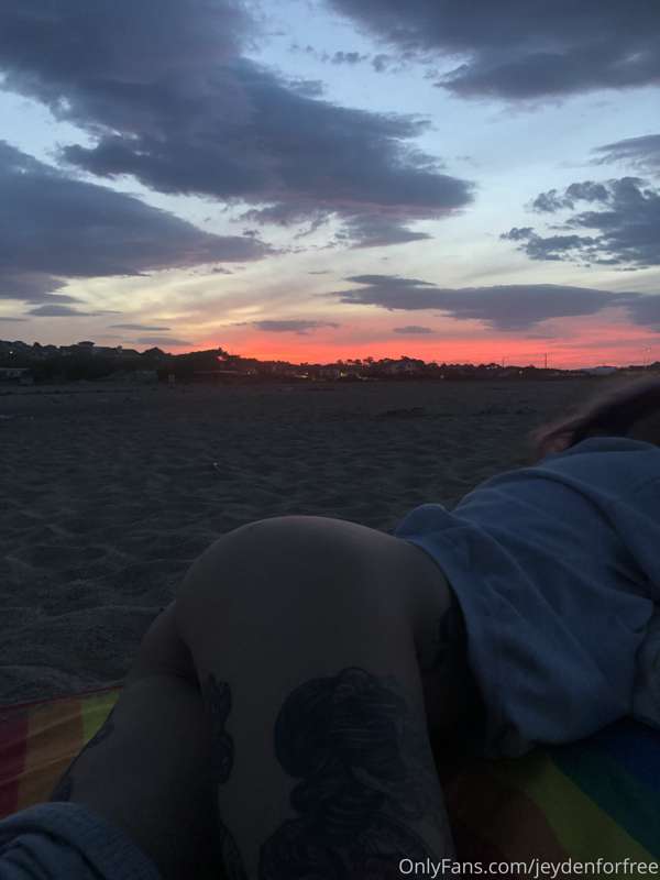 Beach night 🦋