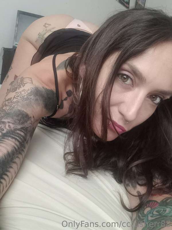 It's so hot here 🥵