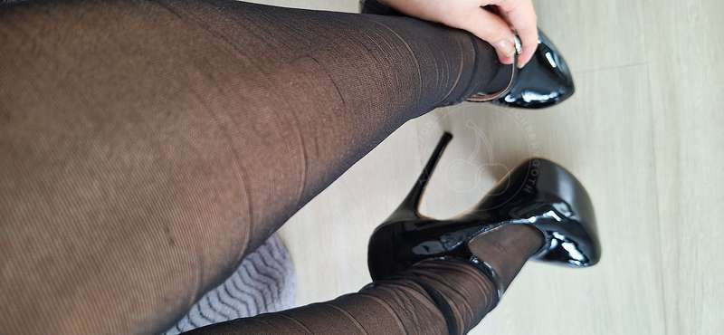 POV: You just drained a subby that couldn't resist these bea..