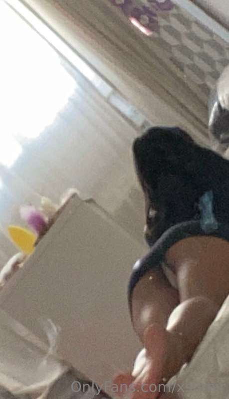 Juegas cnmigo?😈💦