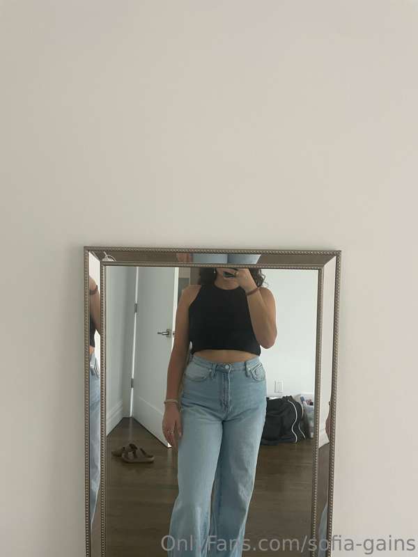 sofia-gains image #1