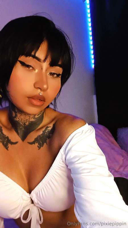Send me your best dick pic 🍆📸 and I’ll score you from 1-10 💞..