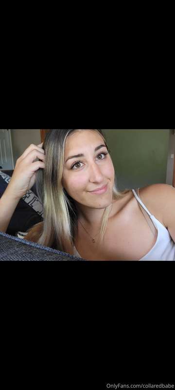 collaredbabe image #1