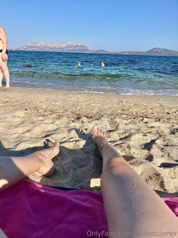 Simple life, nice view , good company and healthy breakaway!..
