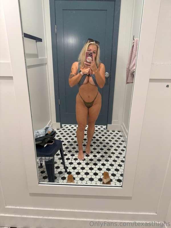 texasthighs image #0