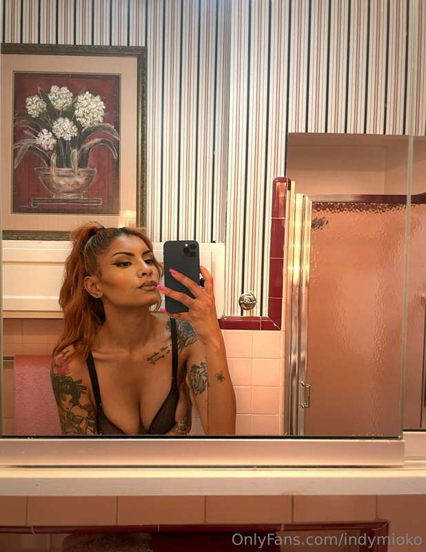 titty tuesdayyyyy 🤩🤩tip $13.33 for a mouthful in your dm’s 🤪..