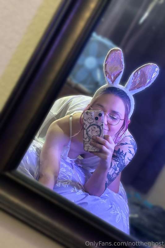 Goodmooooorning! ☀️To those of you who celebrate, happy East..