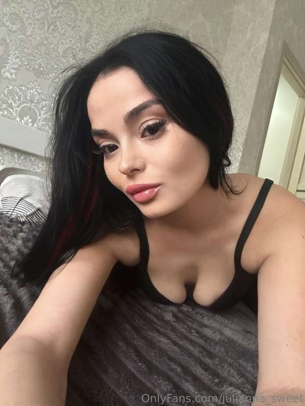 julia_embeer