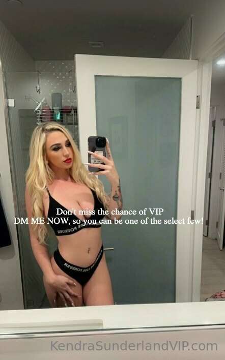 Photo 180 of Kendra Sunderland on Tocromo