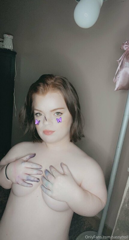 My hands has dye on them. ?