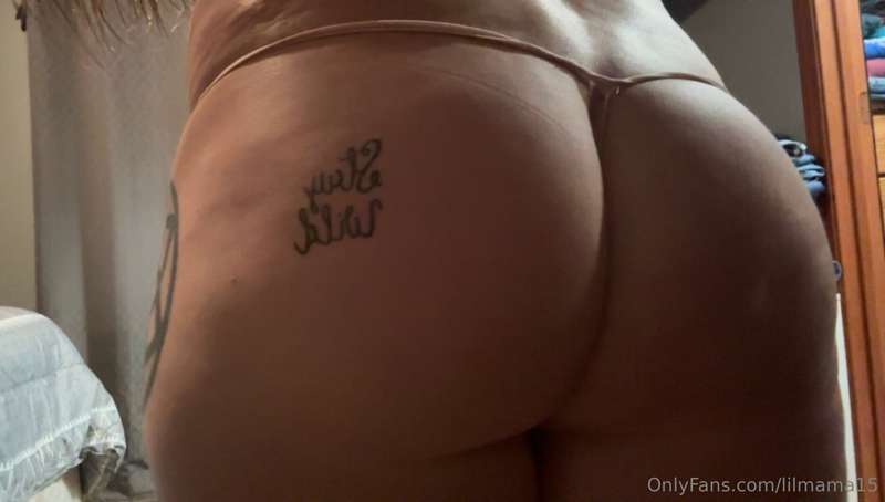 Happy Thong Thursday 😏