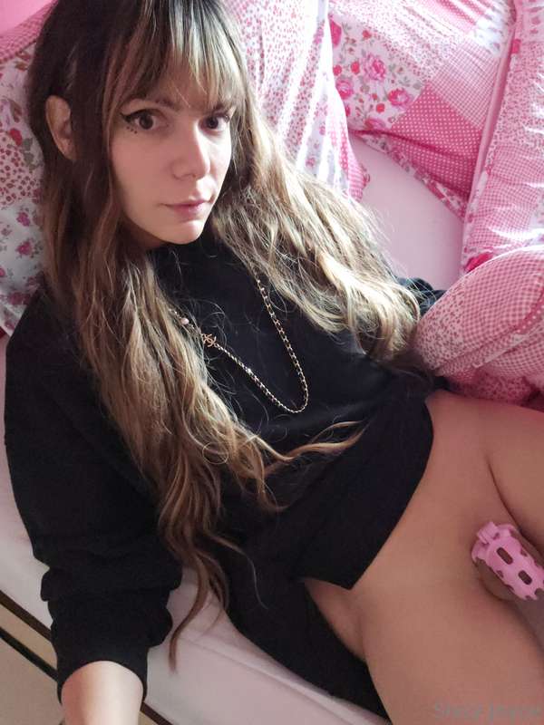 sissyjoyce image #3