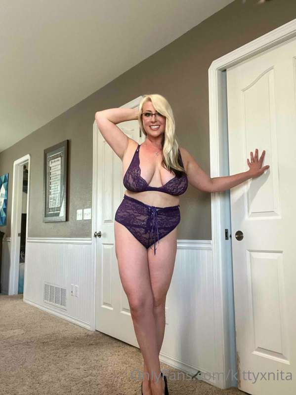 Let me be your mistress
@mamanita