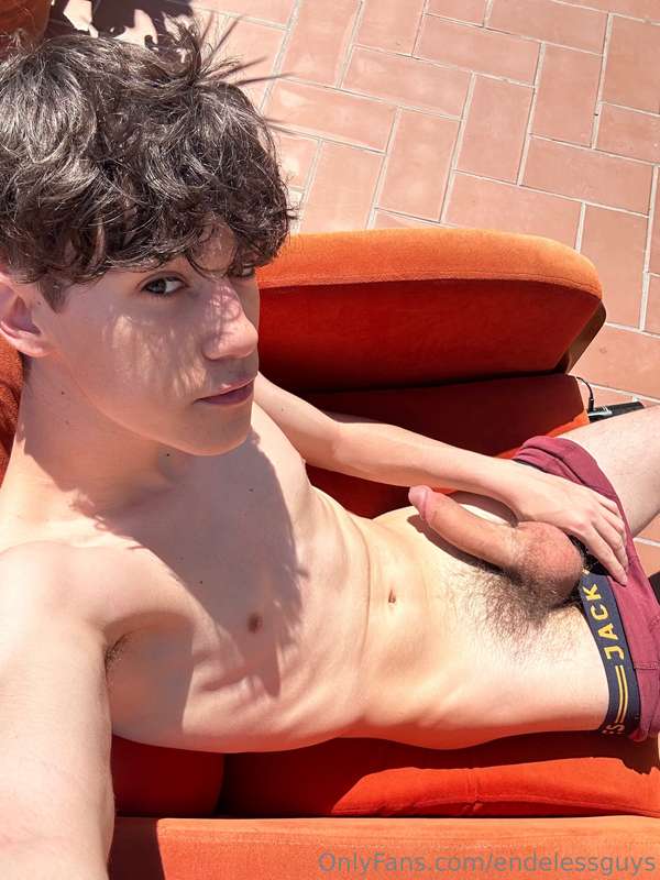 I love the sun so much 🥰