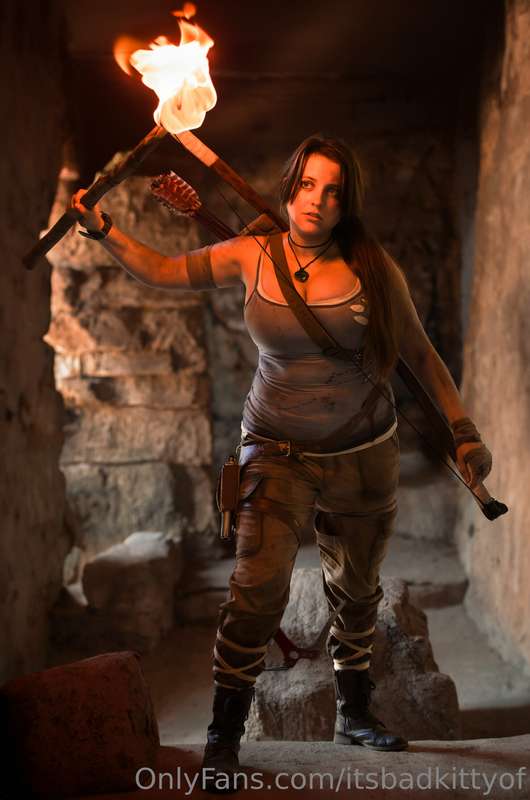 The wait is over! My brand new Tomb Raider cosplay photoset ..