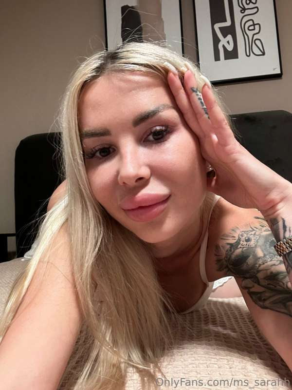 Blow me a kiss ❤️❤️❤️