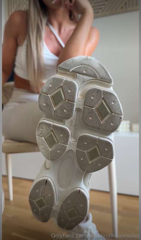 angelinaamoresoles