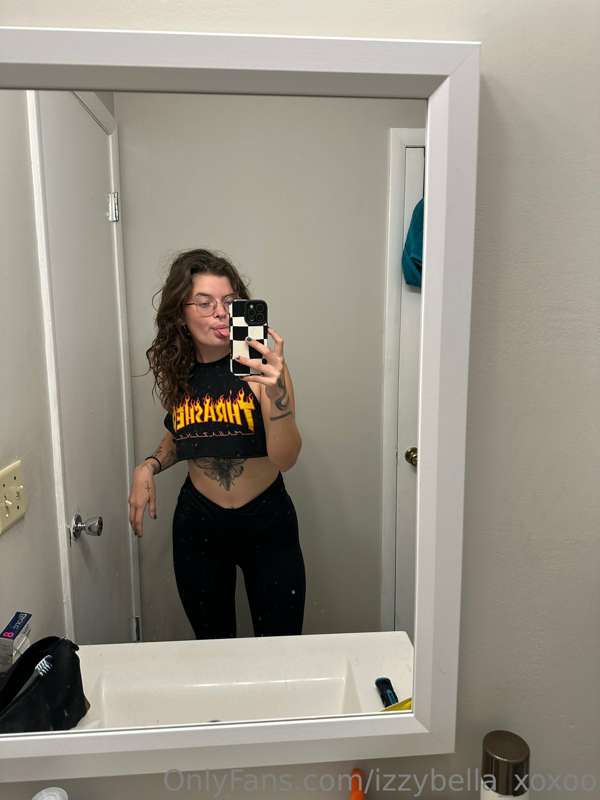 🖤🖤🖤🖤