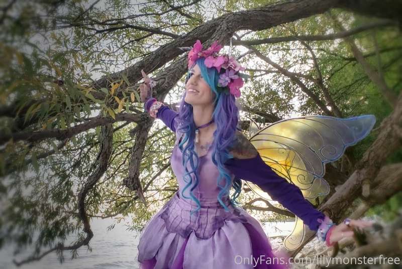 lilymonsterfree image #13