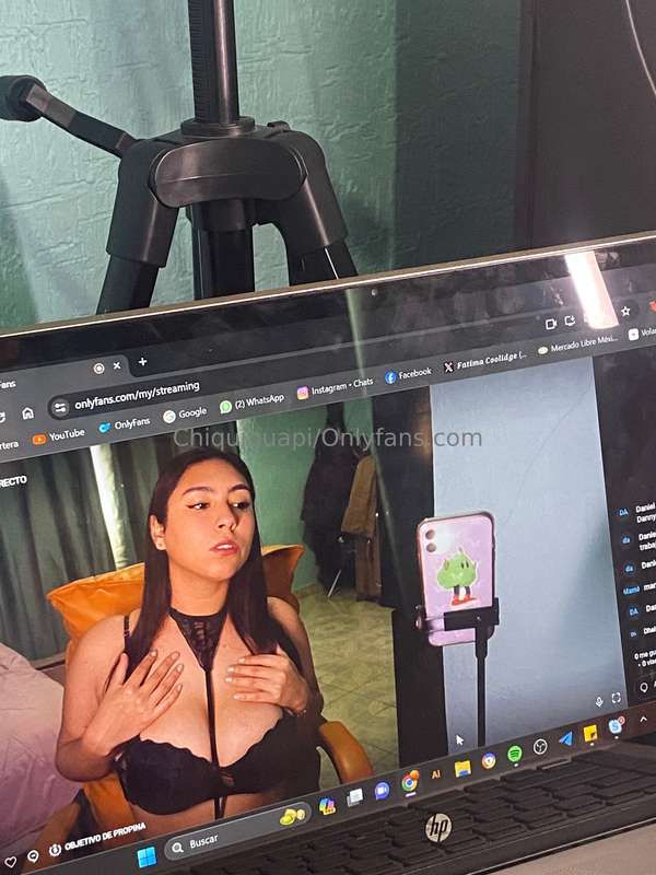 Live de hoy 🔥
En lencería negra 🖤