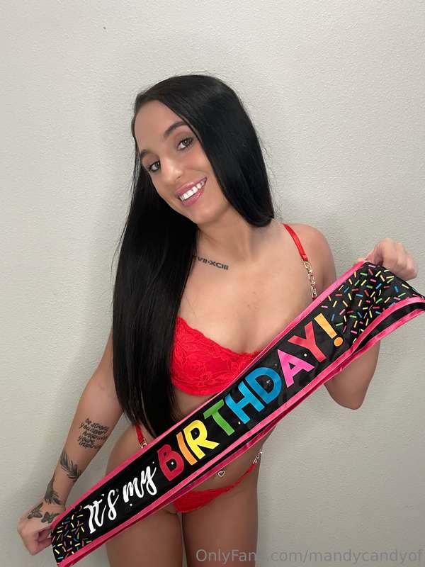 Fun bday stream🎉🎂🥳🎁🎊Vip page @shhnotmandy (dont miss out)👀