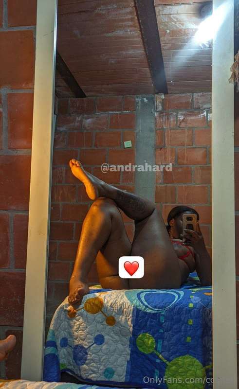 Hello, I'm @andradhard
I am 21 years old, Colombian, I am ve..