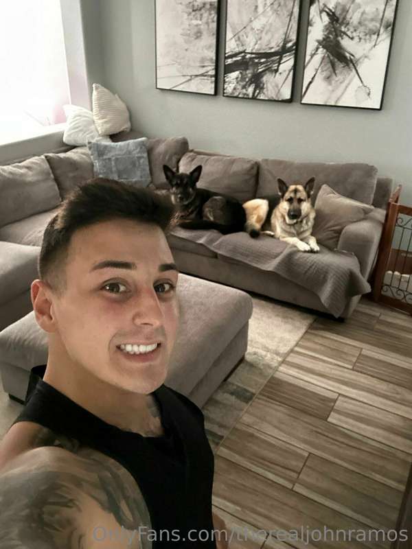 hey guys... i kninda need that couch to make content.... guy..