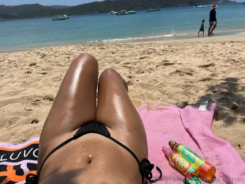 Tan lines