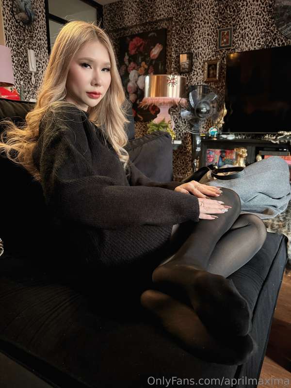 I am taking these stockings off in DM!