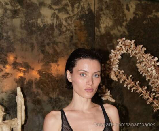 Foto 295 de Lana Rhoades en Tocromo