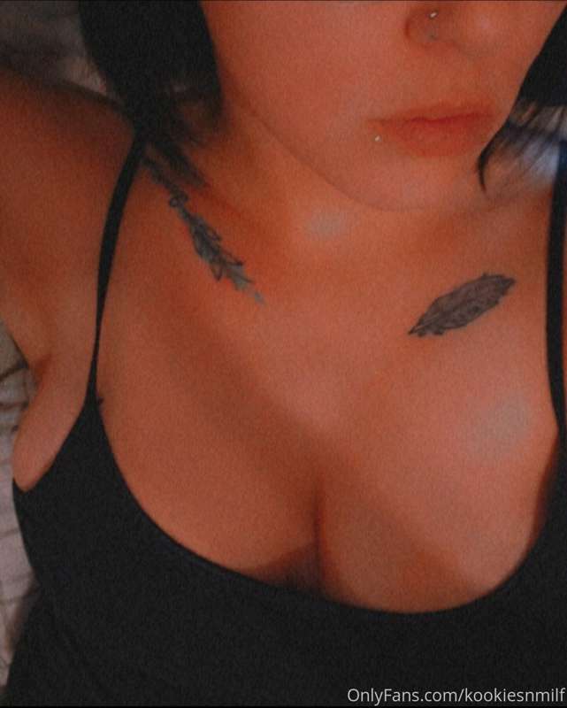 🖤🍑