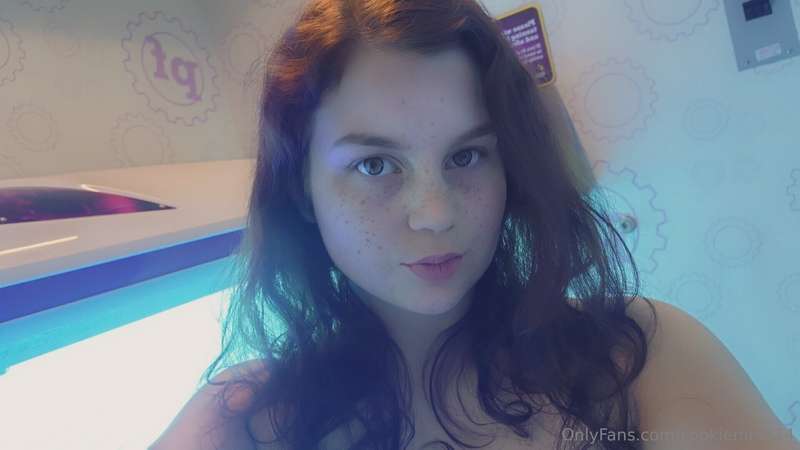 I love what these lights do to my freckles when I go tanning..