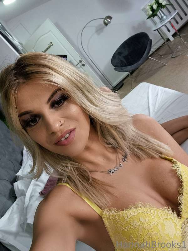 😈