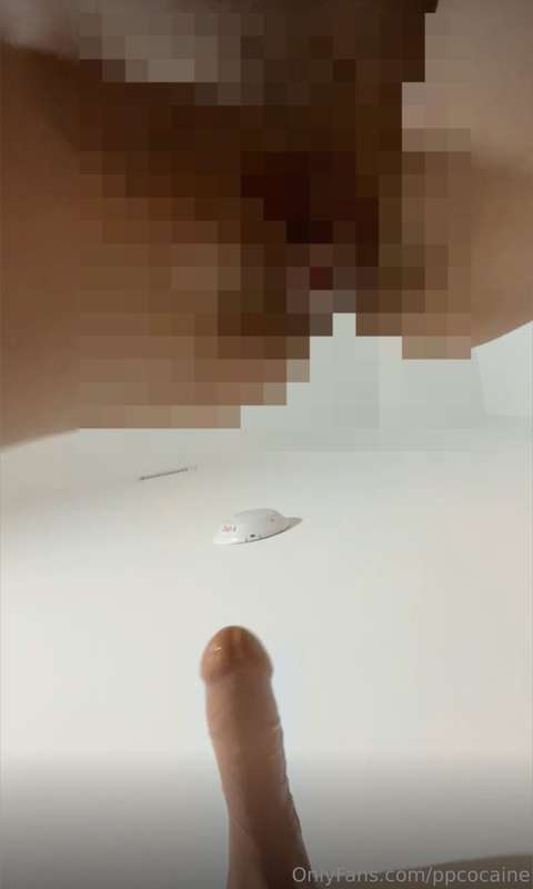 tip in $30 for this video .. rode this cock while I watched ..