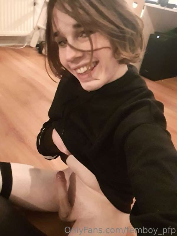 femboy_pfp image #17