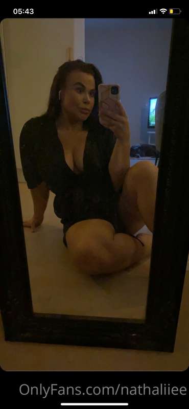 👋😇