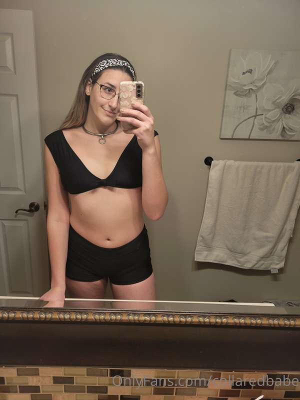 collaredbabe image #1