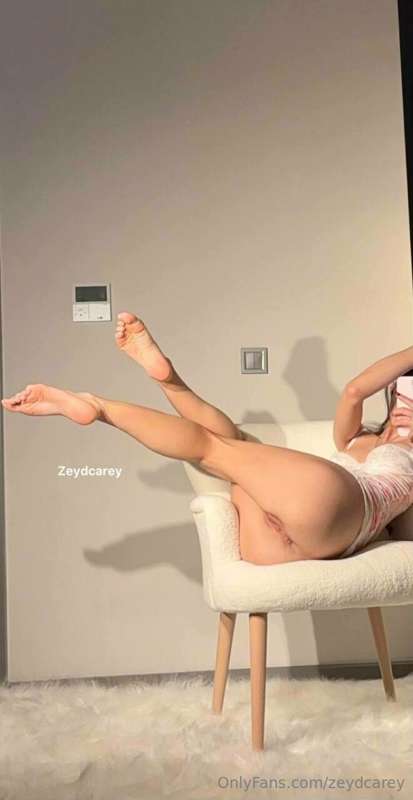 zeydcarey photo