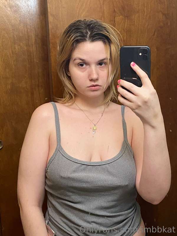 Bitch face + tits 😂 (I’m nice I promise)