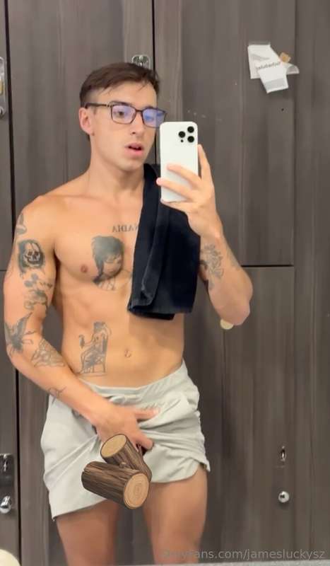 jamesluckysz