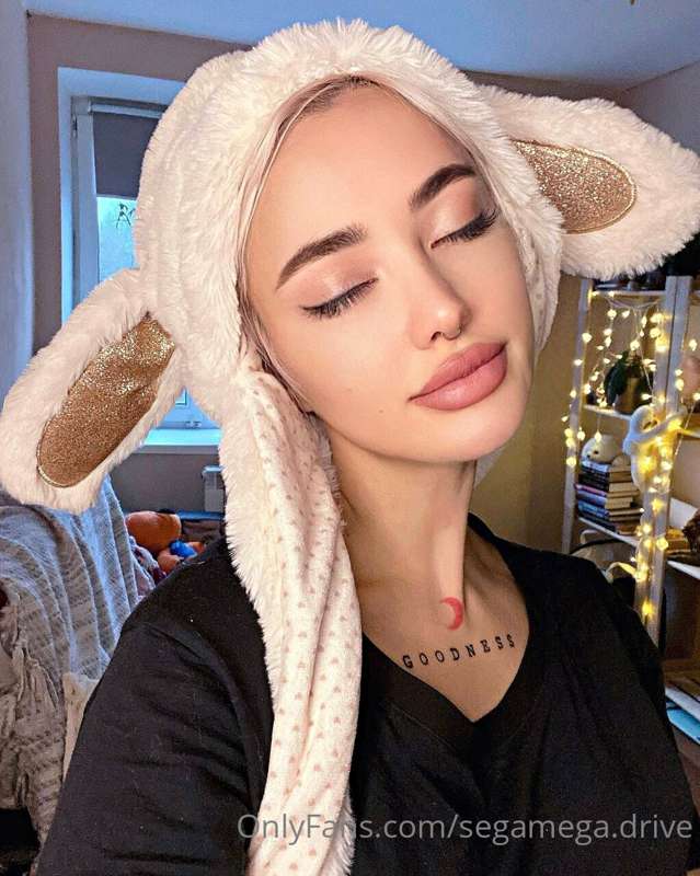 Come on daddy, do you want to have a good time with your sex..