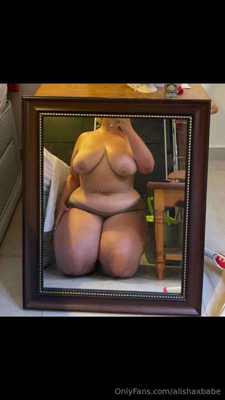 Do you get Mirror pics from your gf like that?😈