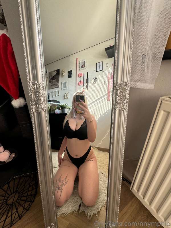 nellyeve image #1
